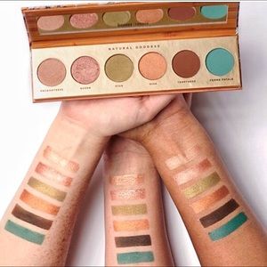 Natural Goddess Eye Shadow Palette